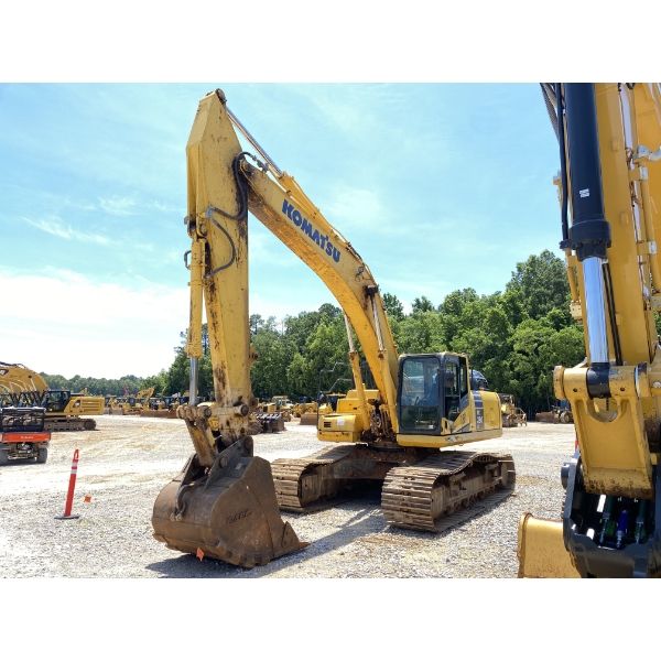 2015 KOMATSU PC390LC-11 Excavator