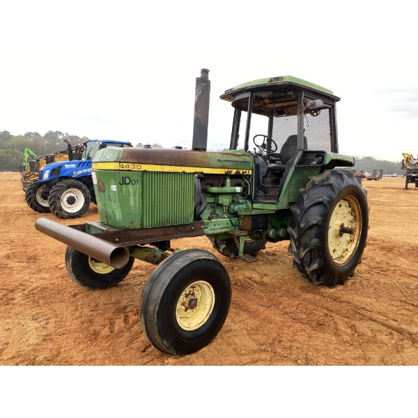 1979 JOHN DEERE 4430 Farm Tractor
