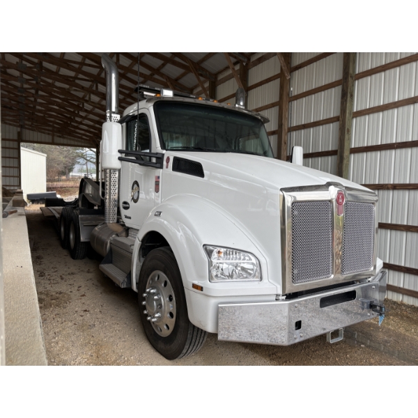 2026 KENWORTH T880 Day Cab Truck