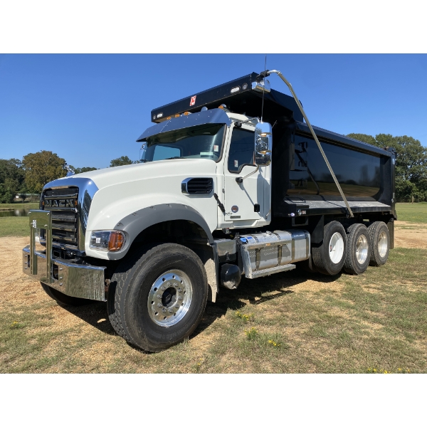2026 MACK GR64F Dump Truck