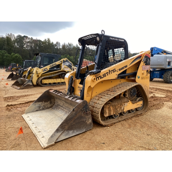 2021 MUSTANG 1650RT Skid Steer Loader - Crawler