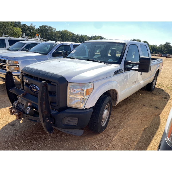 2014 FORD F250 XL Pickup Truck