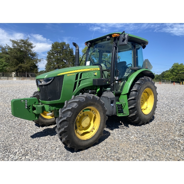 2019 JOHN DEERE 5090M Farm Tractor