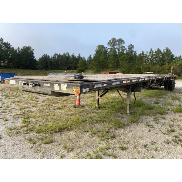 2004 TRANSCRAFT TX-2000 S2 Flatbed Trailer
