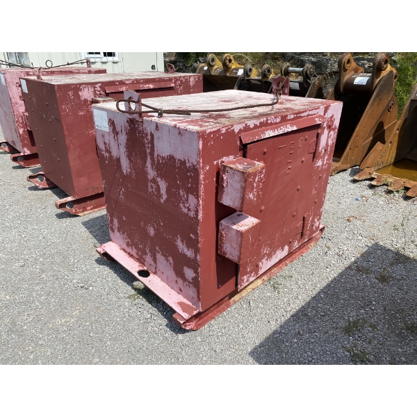 42" X 54" RIGGING STORAGE BOX