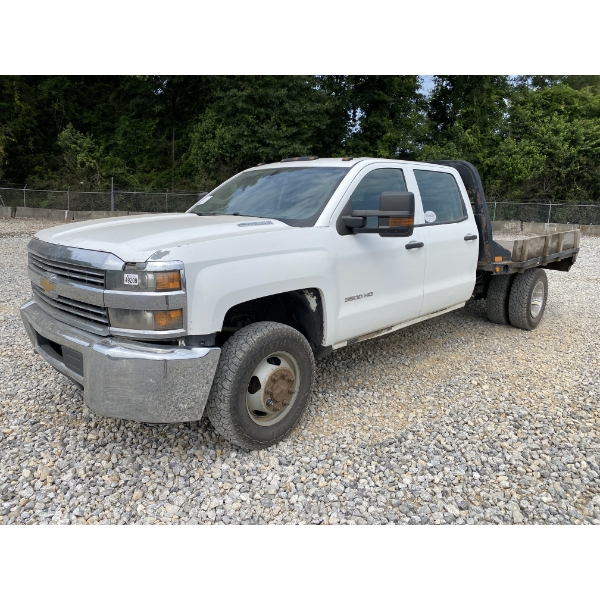 2016 CHEVROLET 3500 HD Flatbed Truck