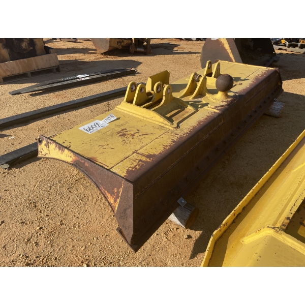 D39X-21A DOZER  Blade