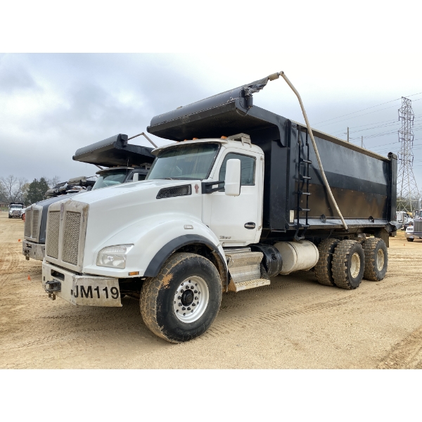 2019 KENWORTH T880 Dump Truck