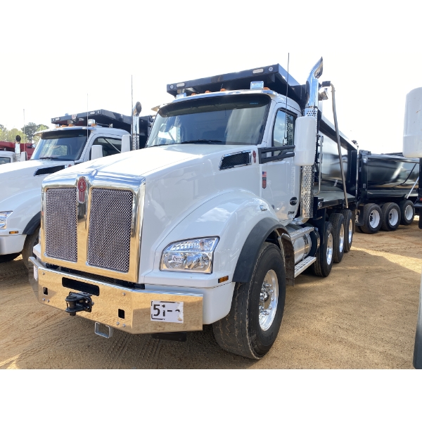 2025 KENWORTH T880 Dump Truck