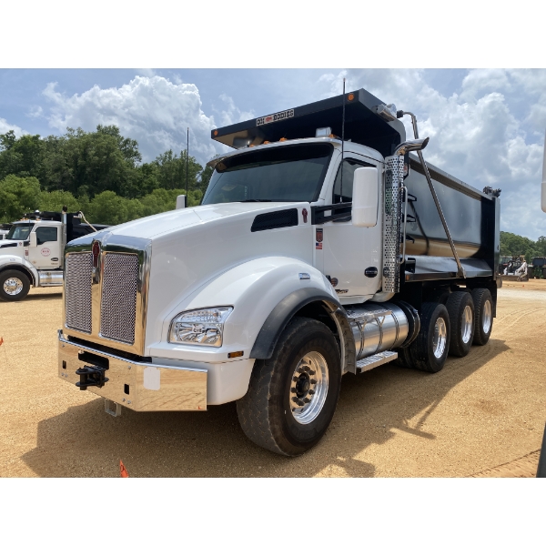 2022 KENWORTH T880 Dump Truck