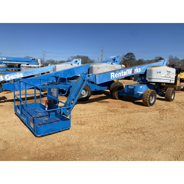 2012 GENIE S45 Manlift