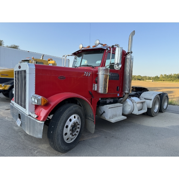 2007 PETERBILT 379 Day Cab Truck