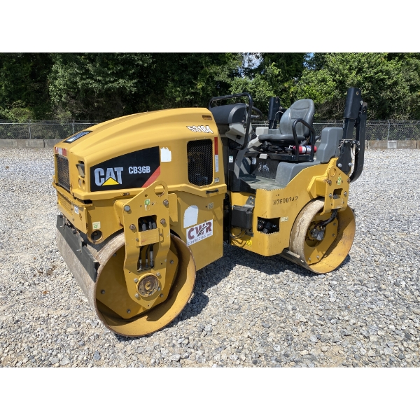 2020 CAT CB36B Roller
