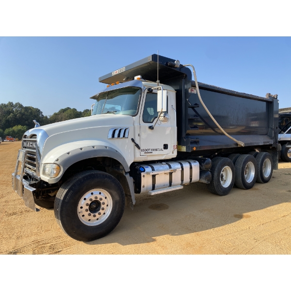 2019 MACK GR64F Dump Truck