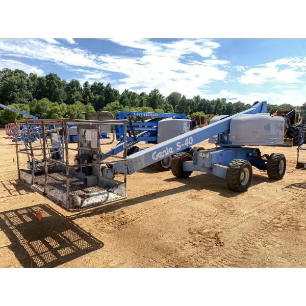 2007 GENIE S40 Manlift