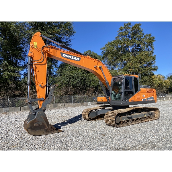 2022 DOOSAN DX225LC-5 Excavator