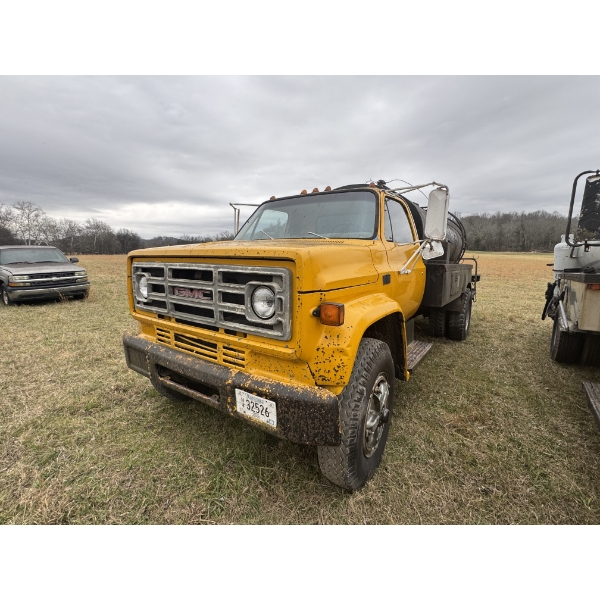 1981 GMC C6000 Asphalt Distributor Truck