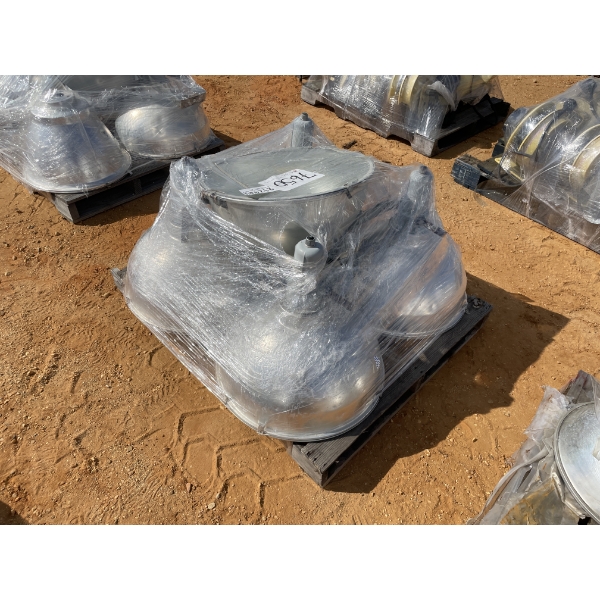 WAREHOUSE LIGHT FIXTURE