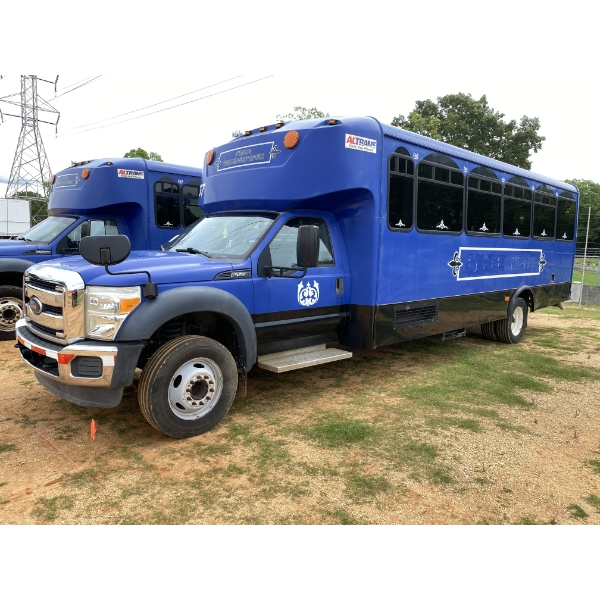 2016 FORD F550 XL Bus