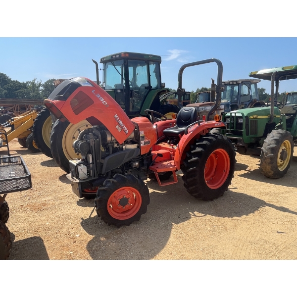 KUBOTA L3901 Farm Tractor