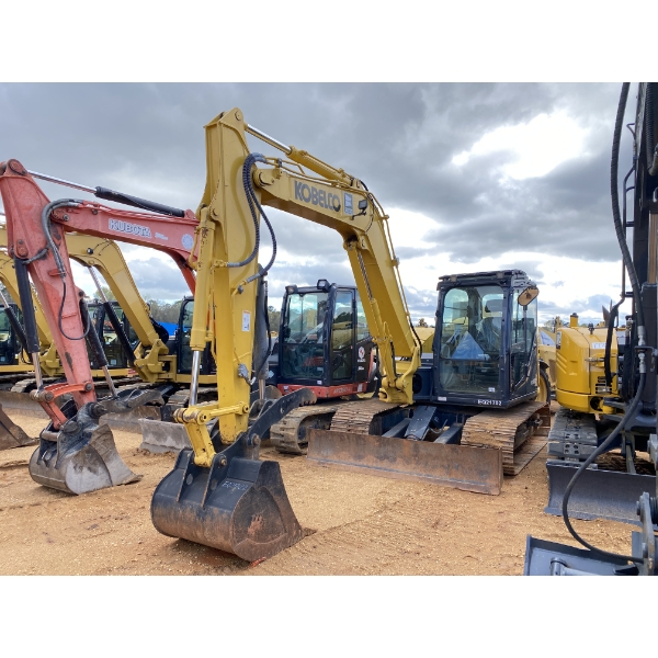 KOBELCO SK85CS-7 Excavator