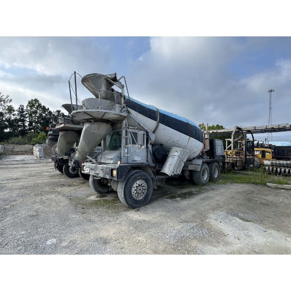 1995 TEREX ADVANCE Concrete Mixer / Pump Truck