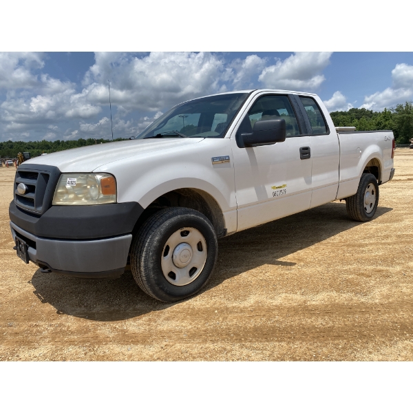 2008 FORD F150 XL Pickup Truck