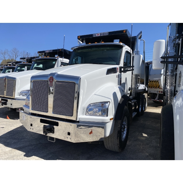2025 KENWORTH T880 Dump Truck