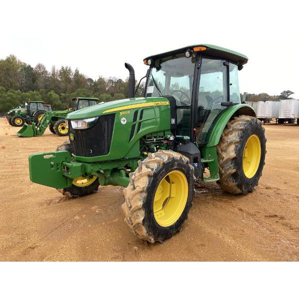2022 JOHN DEERE 5100E Farm Tractor