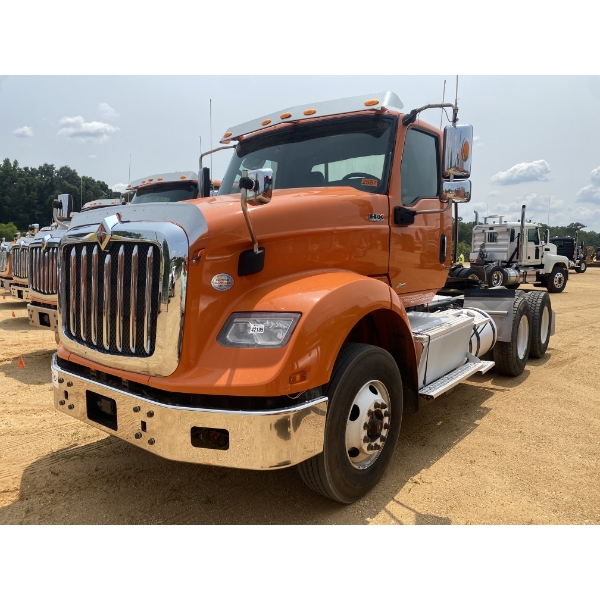 2023 INTERNATIONAL HX620 Day Cab Truck