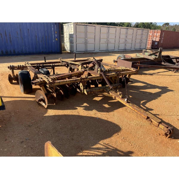 TAYLOR WAY 12' DISC HARROW