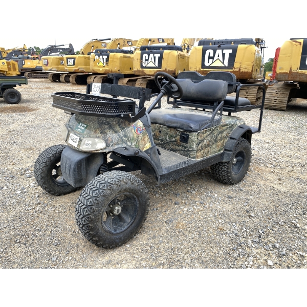 EZ-GO  Golf Cart