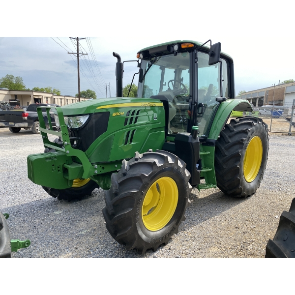 2018 JOHN DEERE 6130M Farm Tractor
