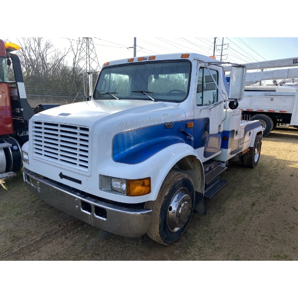 1997 INTERNATIONAL 4700 Wrecker