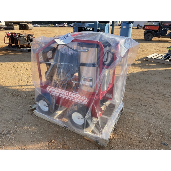 2025 MAGNUM 4000 SERIES HOT WATER Pressure Washer