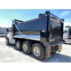 Image 2 : 2026 KENWORTH T880 Dump Truck