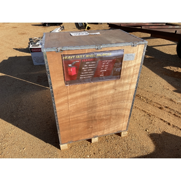 2025  0J-922 WHEEL BALANCER