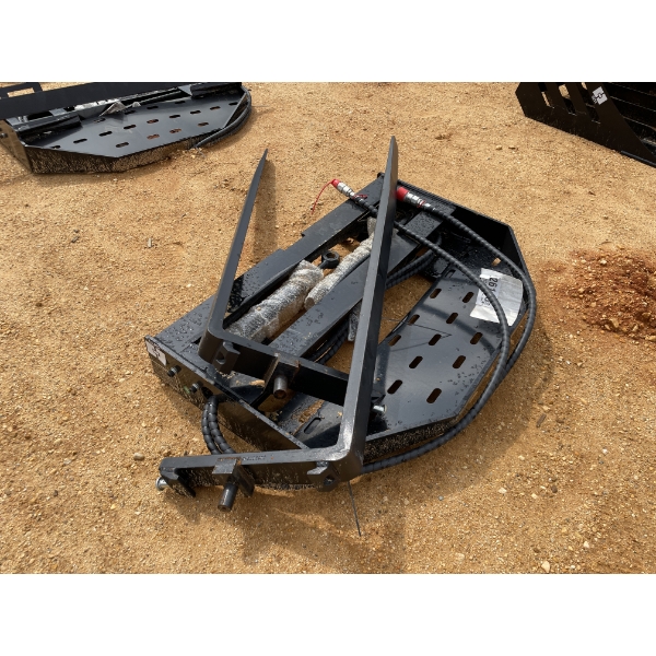 GIYI 60" SIDE SHIFT FORKS