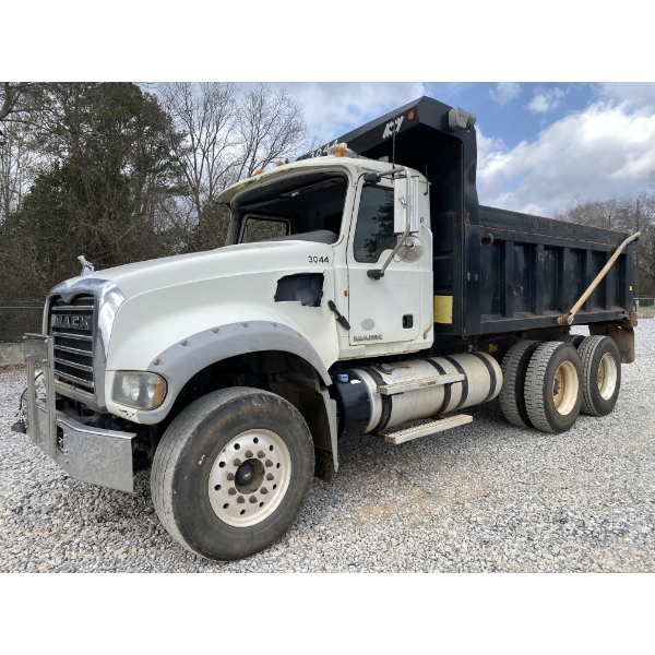 2013 MACK GU713 Dump Truck