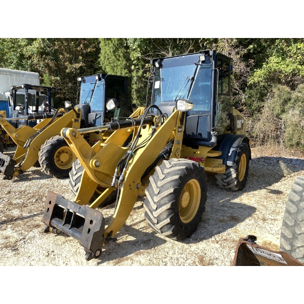 2018 CAT 908M Wheel Loader
