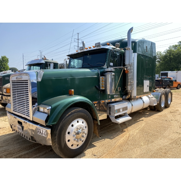 1996 FREIGHTLINER FLD Sleeper Truck