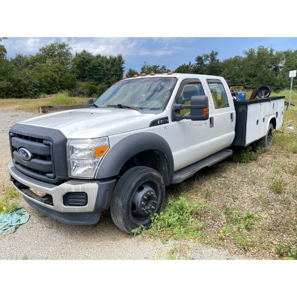 2011 FORD F550 XL Service / Mechanic Truck