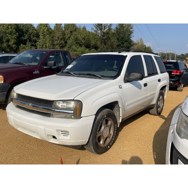 2007 CHEVROLET TRAILBLAZER LS SUV