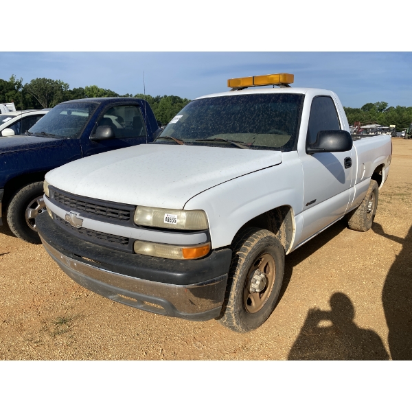 2000 CHEVROLET 1500 Pickup Truck