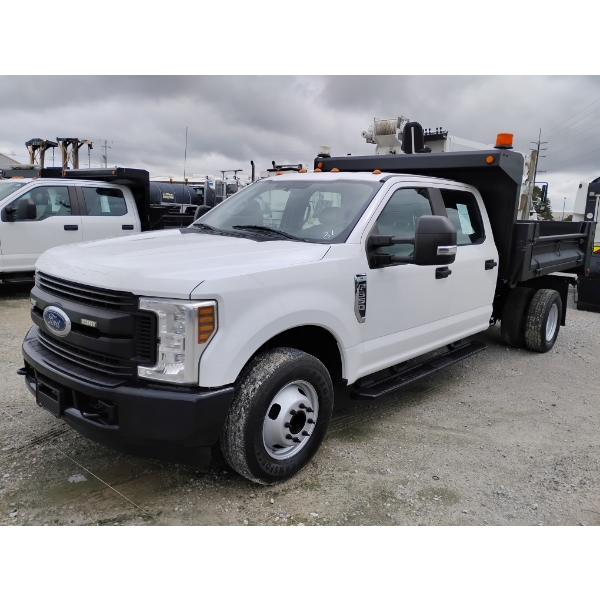 2019 FORD F350 XL Flatbed Dump Truck