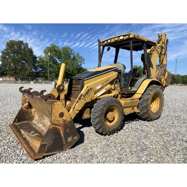 2003 CAT 420D Backhoe
