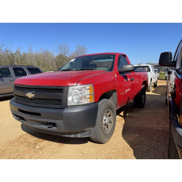 2011 CHEVROLET SILVERADO Pickup Truck