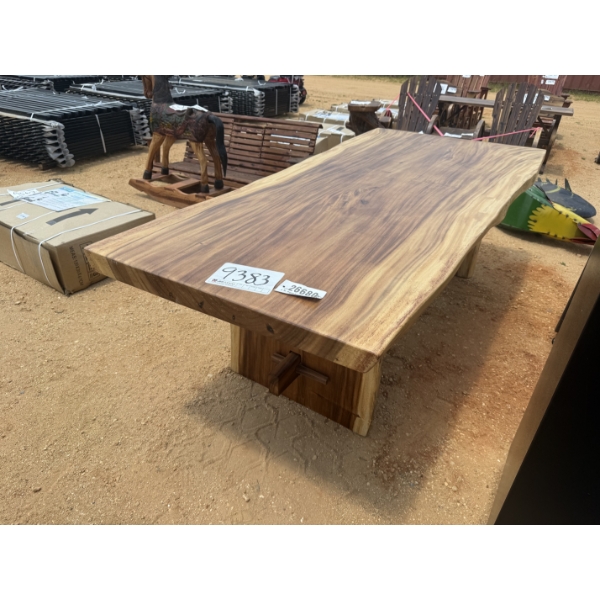 TEAKWOOD DINING TABLE