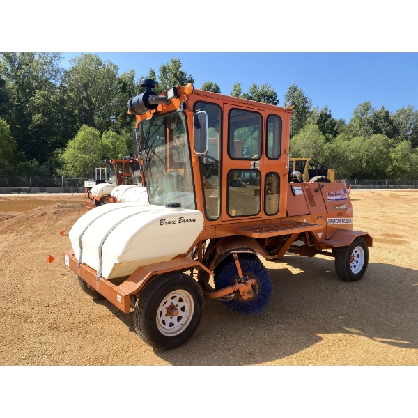 2017 BROCE RCT350 Broom