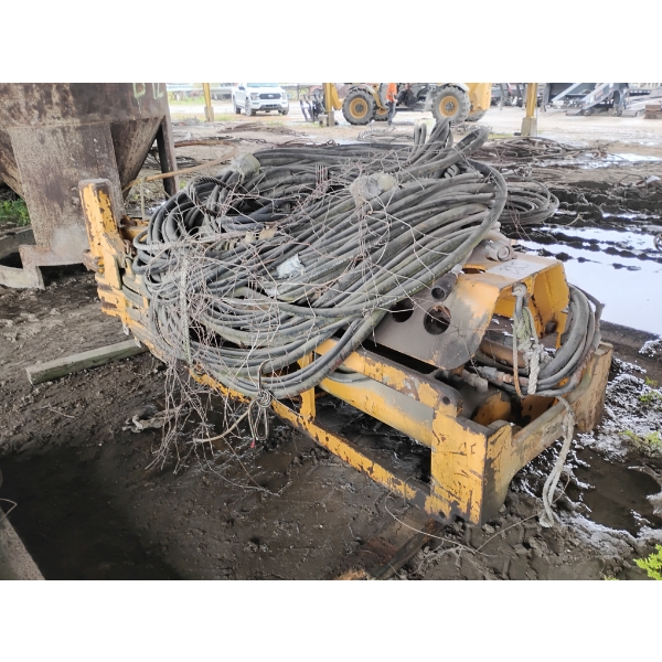 2005 PRIME 286 PILE CUTTER